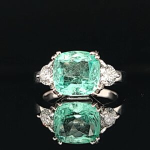 Vintage 14K White Gold engagement ring 2.74CT. Colombia mint green Emerald in cushion shape